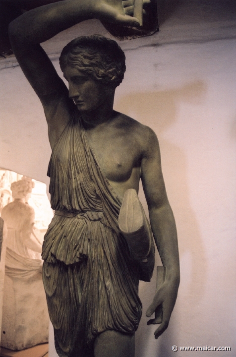8731.jpg - 8731: Statue ‘Mattei’ typen. ‘Phidias’ Graesk ca 430 f.Kr. (Romkopi) Vatikanet, Galleria della Statue. Den Kongelige Afstøbningssamling, Copenhagen.
