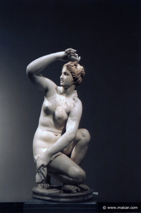 9725.jpg - 9725: Afrodita agachada. Hacia 150 d.C. Museo Nacional del Prado.
