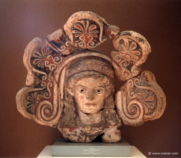 5116.jpg - 5116: Maenadehuvud. Antefix. Orvieto 400 f. Kr. Ny Carlsberg Glyptotek, Copenhagen.