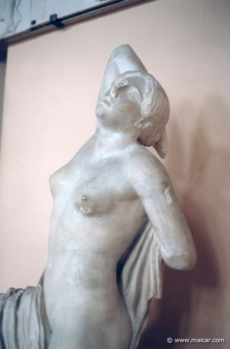 1216.jpg - 1216: Dying Niobid, ca. 450 BC. Museo delle Terme, Rome. Antikmuseet, Lund.