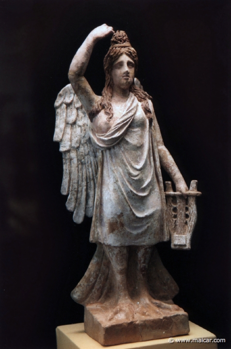 10008.jpg - 10008: Sirena. Canosa (Magna Grecia), 340-300 a.C. Museo Arqueológico Nacional.