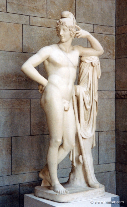 0116.jpg - 0116: Statue by Antonio Canova, 1757-1822. Neue Pinakotek, München.