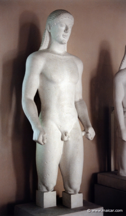 5325.jpg - 5325: Kouros from Boeotia, c. 530 BC. Marble original in National Museum, Athens. Antikmuseet, Lund.