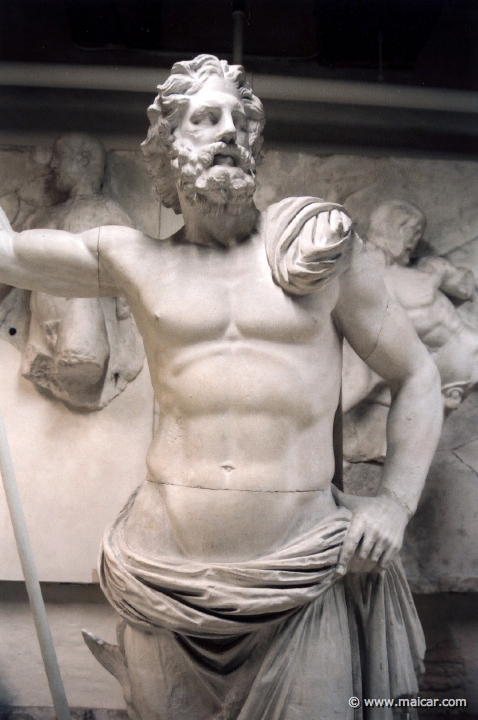 8621.jpg - 8621: Poseidon fra Melos. Graesk, hellenistisk ca 150 f.Kr. Athen nationalmuseet. Den Kongelige Afstøbningssamling, Copenhagen.