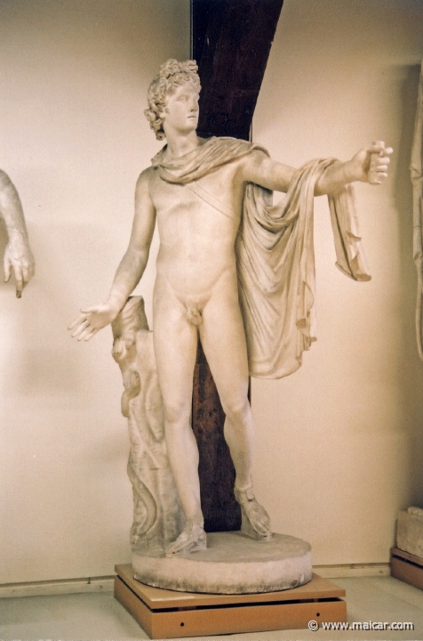 8632.jpg - 8632: Apollon Belvedere. Leochares? Graesk, klassisk ca 330 f.Kr. Romersk kopi, Vatikanet, Cortile del Belvedere. Den Kongelige Afstøbningssamling, Copenhagen.
