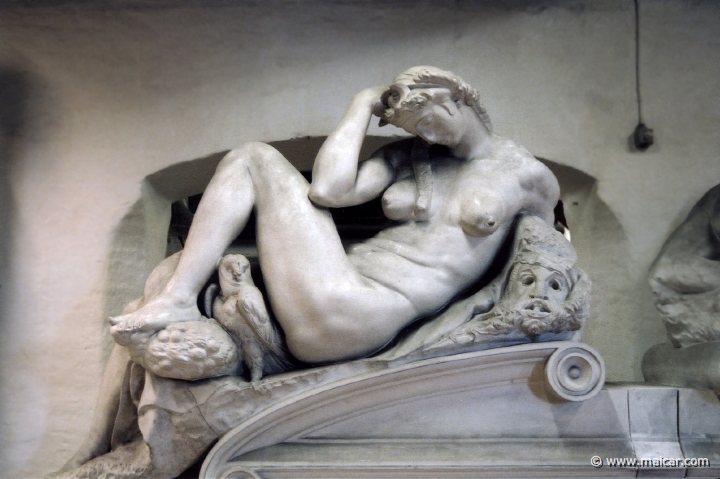 8834.jpg - 8834: Allegorisk kvindefigur, ‘Natten’. Michelangelo Buonarotti (1475-1564), 1526-31. Firenze, San Lorenzo, Sagrestia Nuova. Den Kongelige Afstøbningssamling, Copenhagen.