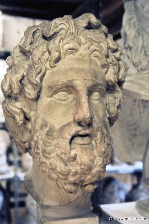 8908.jpg - 8908: Asklepios, ‘Blacas-Asklepios’. Graesk, senklassisk, ca. 330 f. Kr. eller senare. London, British Museum. Den Kongelige Afstøbningssamling, Copenhagen.