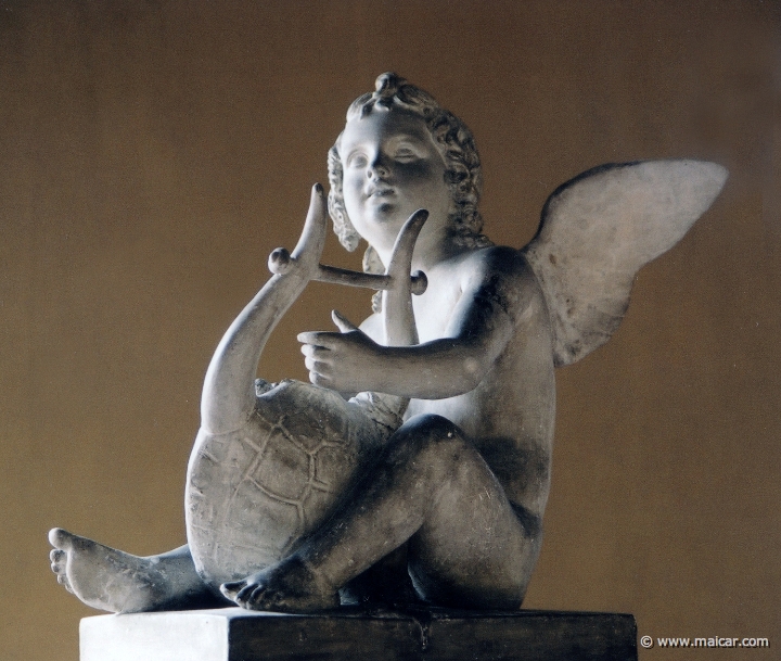 9233.jpg - 9233: Bertel Thorvaldsen 1770-1844: Cupid Playing a Lyre, 1819. The Thorvaldsen Museum, Copenhagen.
