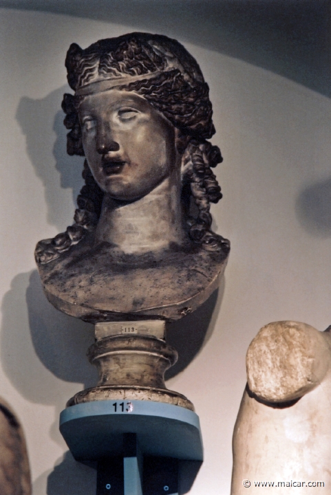 9305.jpg - 9305: Buste af Bacchus. Musei Capitolini, Rom. The Thorvaldsen Museum, Copenhagen.