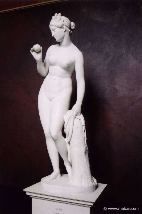 9307.jpg - 9307: Bertel Thorvaldsen 1770-1844: Venus with the Apple Awarded by Paris, 1813-16. The Thorvaldsen Museum, Copenhagen.