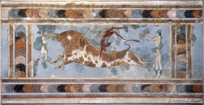 9509.jpg - 9509: Picture of the Bull Leaping wall painting from Knossos. Herakleion Museum (Crete).