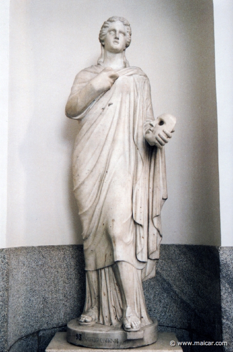 9933.jpg - 9933: Melpómene. Anónimo Siglo XVIII. Museo Nacional del Prado.