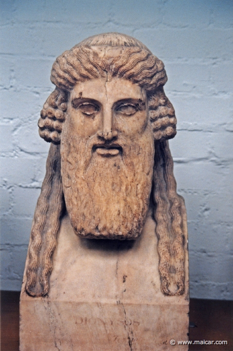 8024.jpg - 8024: Dionysos. Pentelic marble. 1st or early 2nd century AD. British Museum, London.